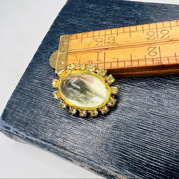 Vintage clip on earrings lemon yellow oval rhinestones - Picture 9 of 11